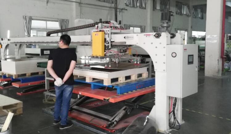 High Precision Lacquer UV Roll Coater Varnish Coating Machine